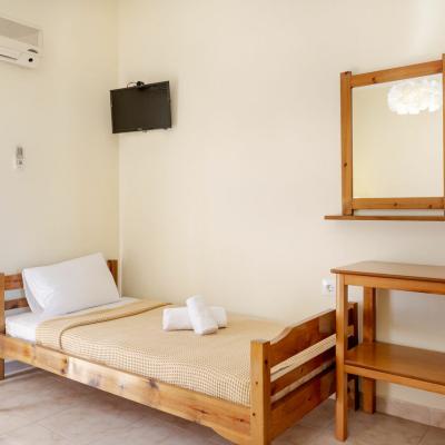 23 Photo 3 23 Photo 3