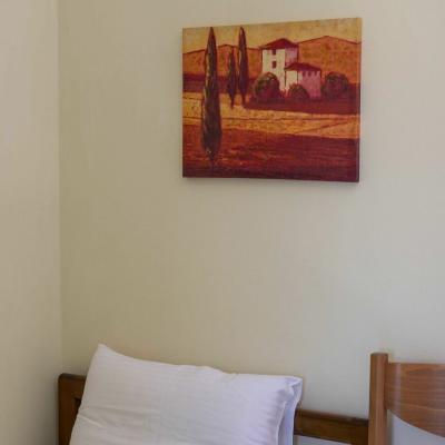 31 Photo 3 31 Photo 3