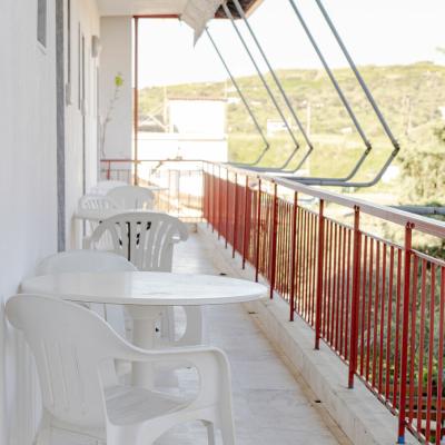 9 Photo 3 4 9 Photo 3 4